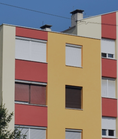 Obnovljena fasada stambene zgrade - Projekt 1