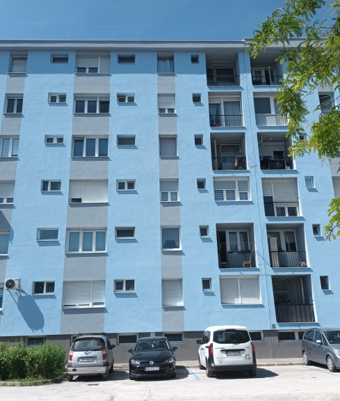 Obnovljena stambena zgrada - Projekt 4